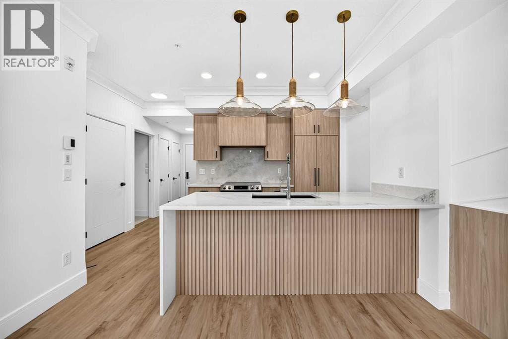 208, 370 Dieppe Drive SW Drive