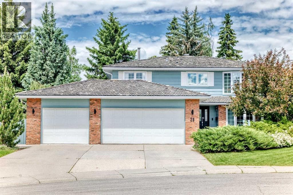 28 Woodmont Place SW