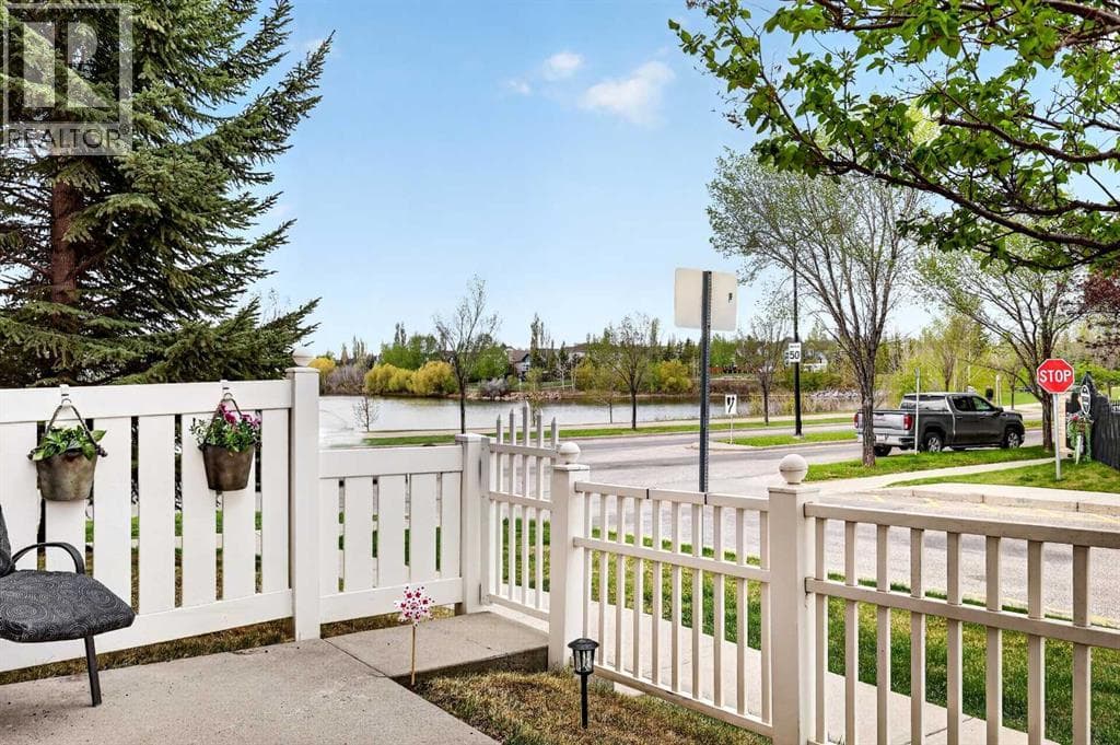 140 Promenade Way SE