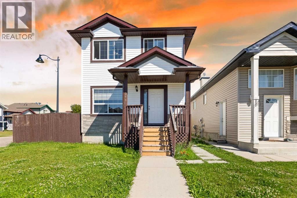 248 Taracove Road NE