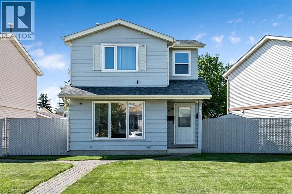 37 Erin Woods Place SE