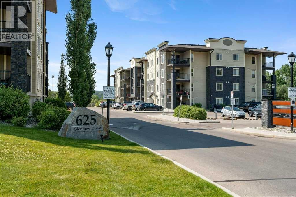 2302, 625 Glenbow Drive