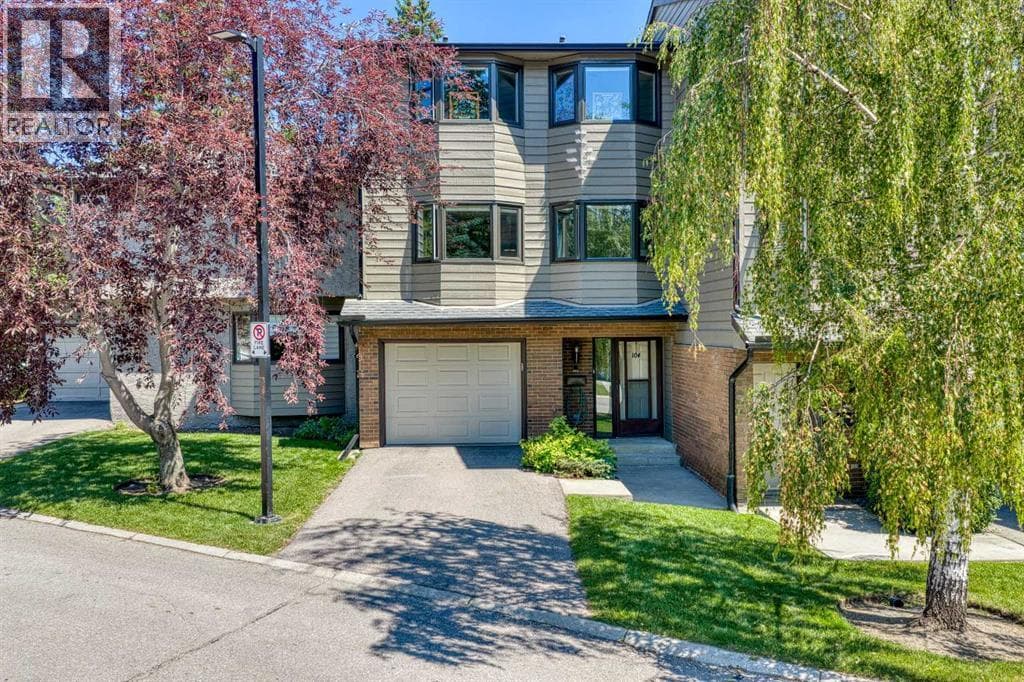 104, 23 Glamis Drive SW