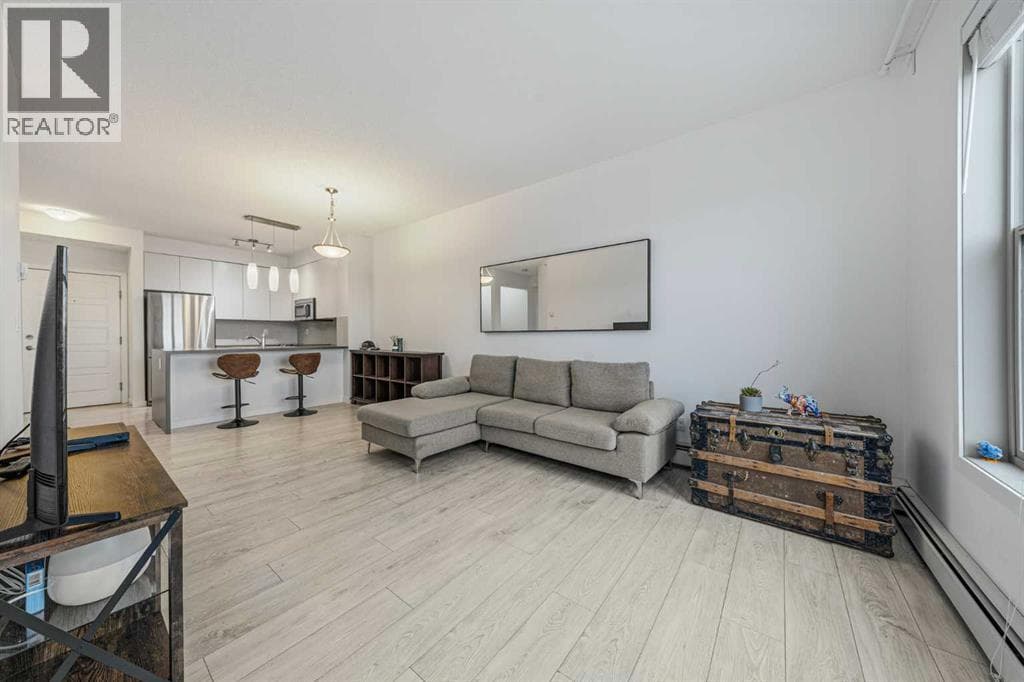 404, 207 Sunset Drive