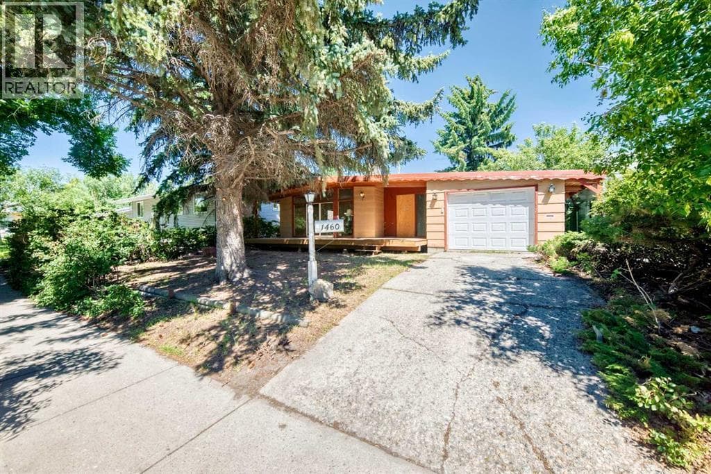 1460 Northmount Drive NW