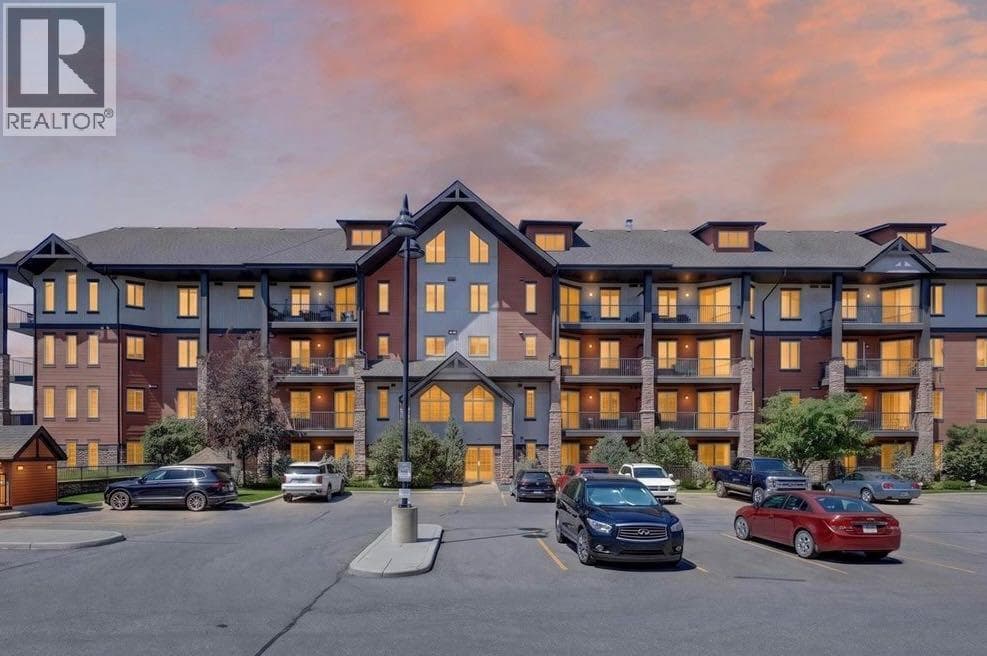2305, 15 Sunset Square