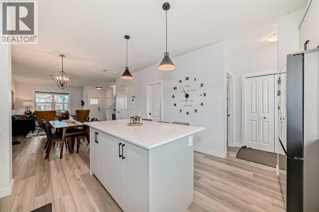 114 Midgrove  SW