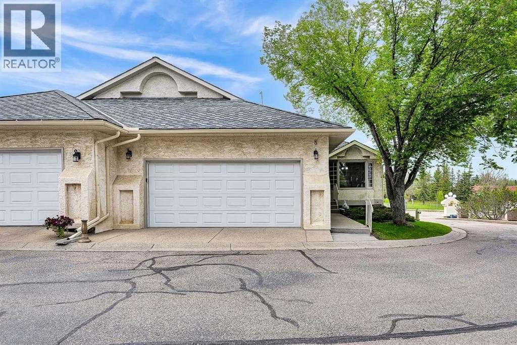 8 Edgepark Villas NW