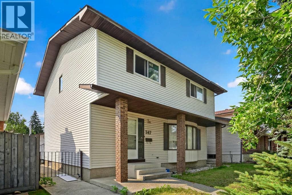 247 Templewood Road NE