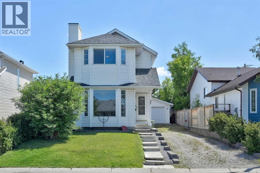 22 Rivercrest Way SE