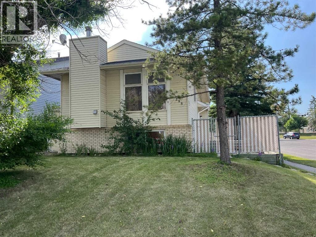 295 Edgepark Boulevard NW