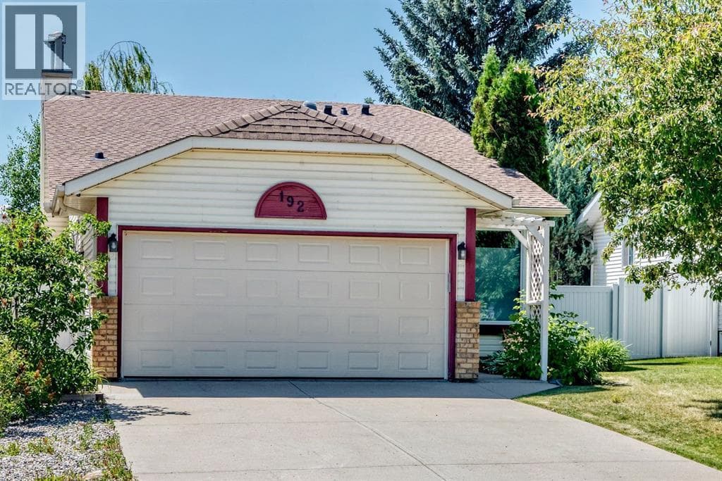 192 Riverbend Drive SE