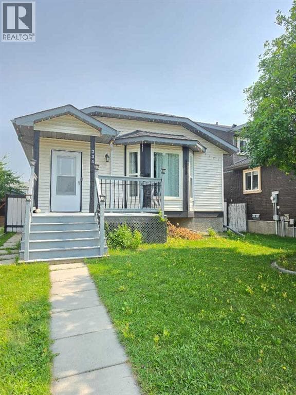 335 Covington Bay NE