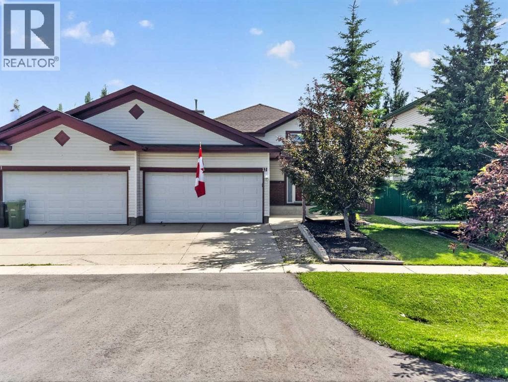 13 Canoe Close SW