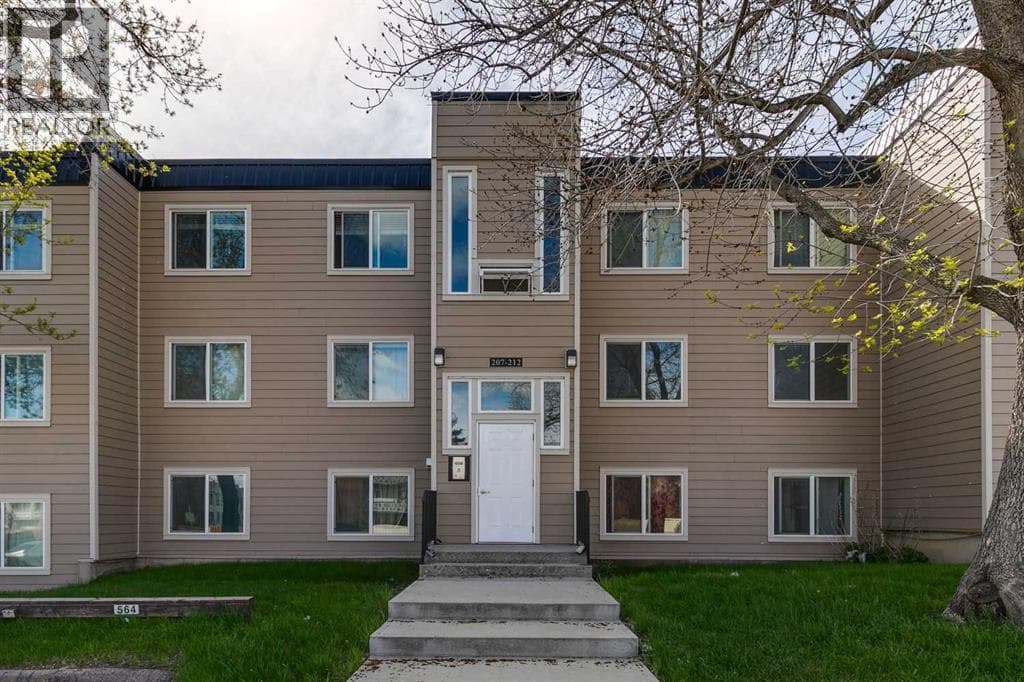 208, 315 Heritage Drive SE