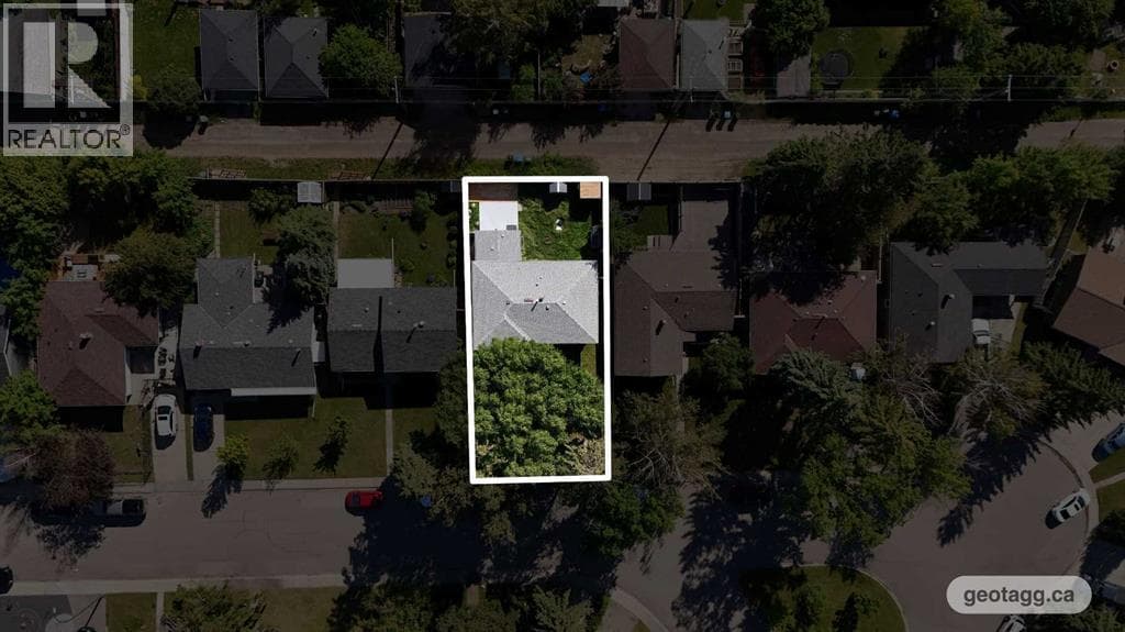 52 Fay Road SE