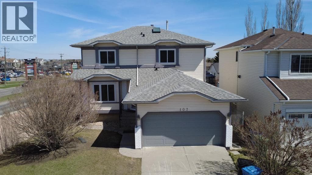 107 Harvest Oak Crescent NE