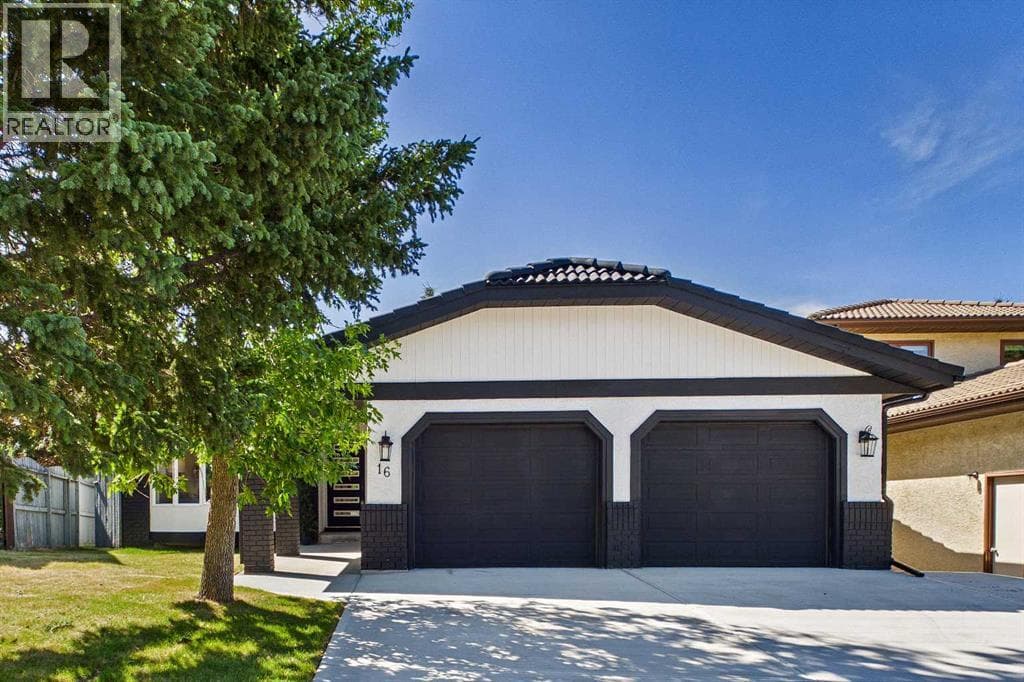 16 Edcath Mews NW