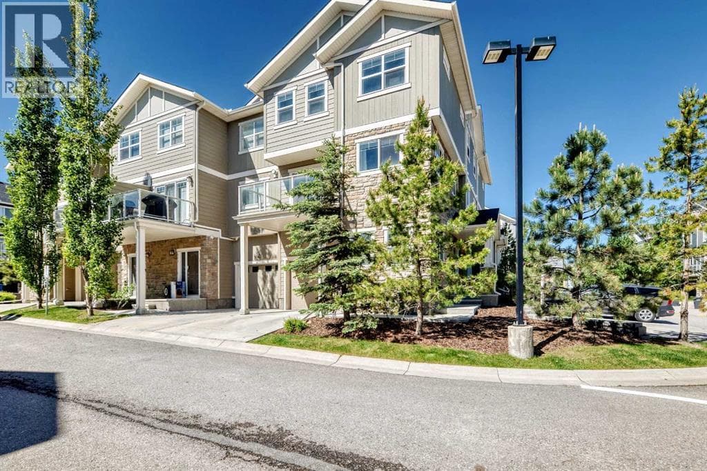 201 Evanston Manor NW