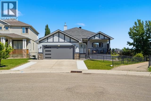 124 West Creek Glen