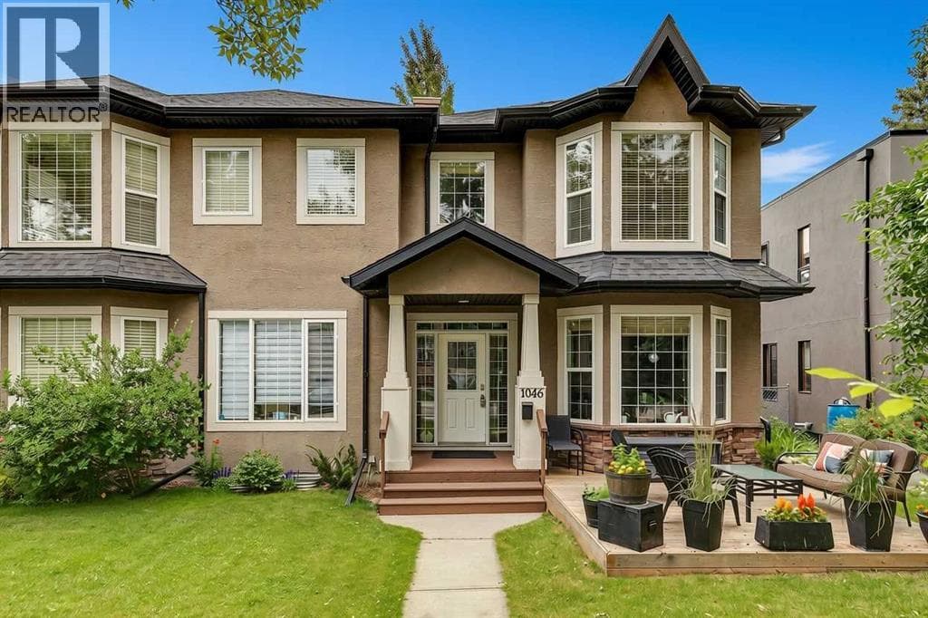 1046 Rundle Crescent NE