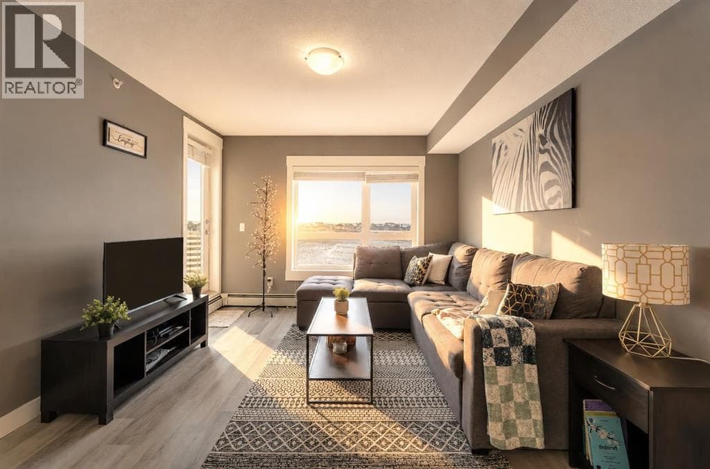 6412, 302 Skyview Ranch Drive NE