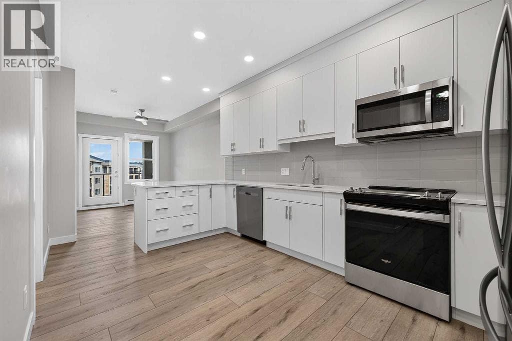 411, 55 Wolf Hollow Crescent SE
