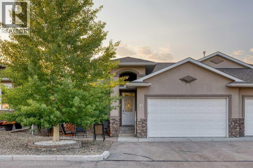 61 River Heights View
