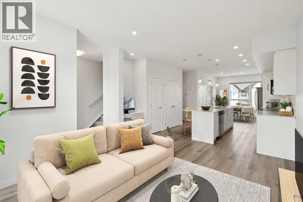 54 Evanscrest Manor NW