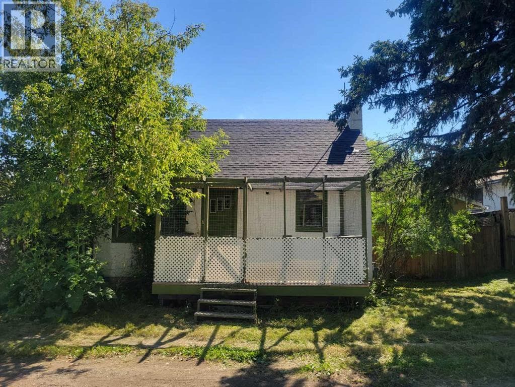 1 Elm Avenue