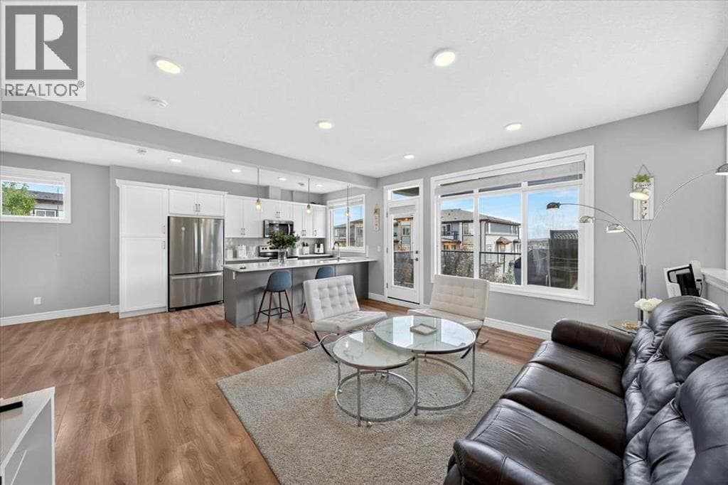 79, 230 Seton Passage SE