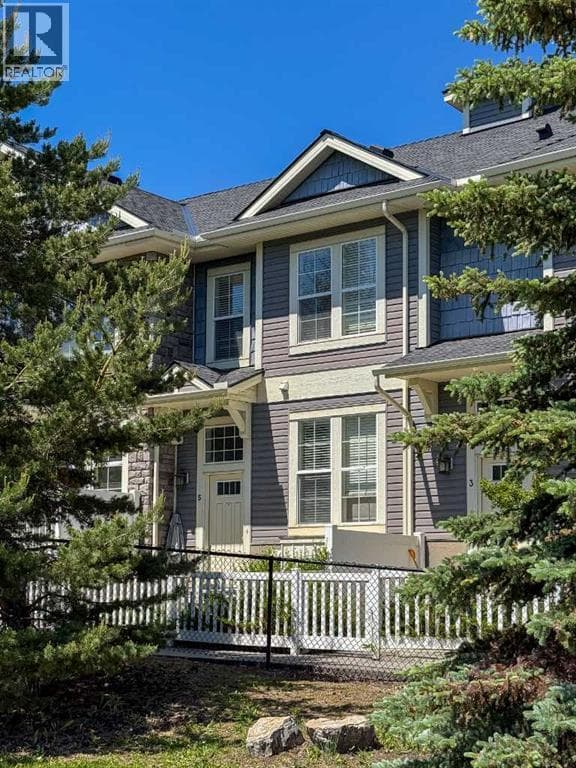 5 Auburn Bay Common SE