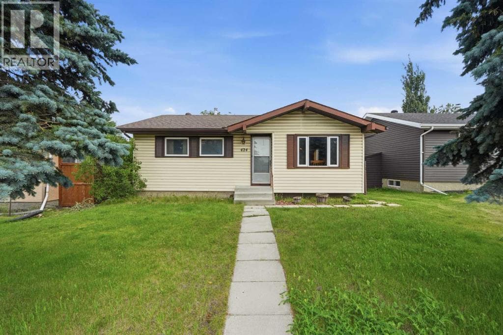 424 Acacia Drive SE