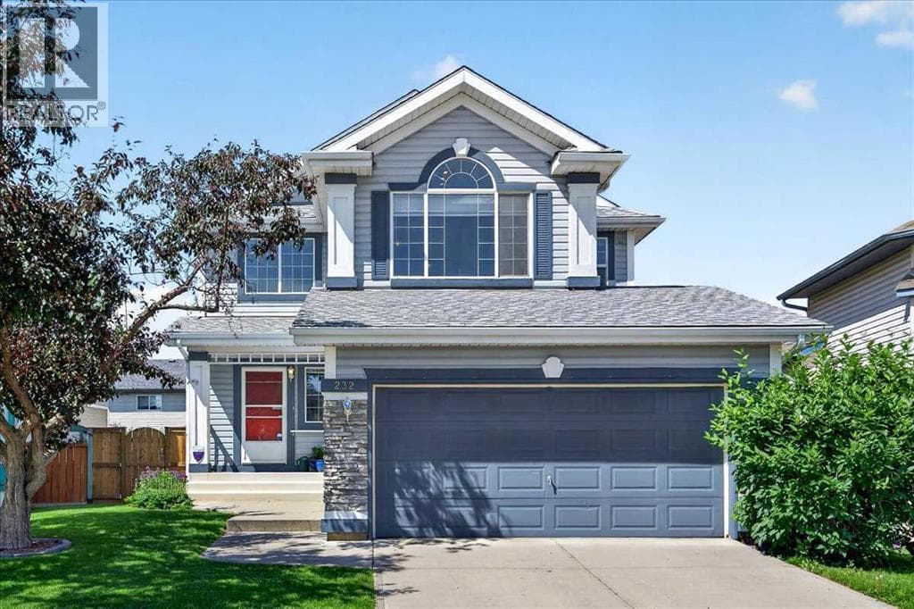 232 Douglas Glen Close SE