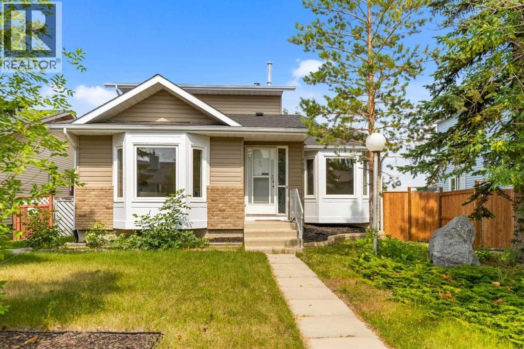 226 Sandstone Drive NW