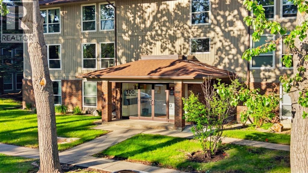 122, 860 Midridge Drive SE