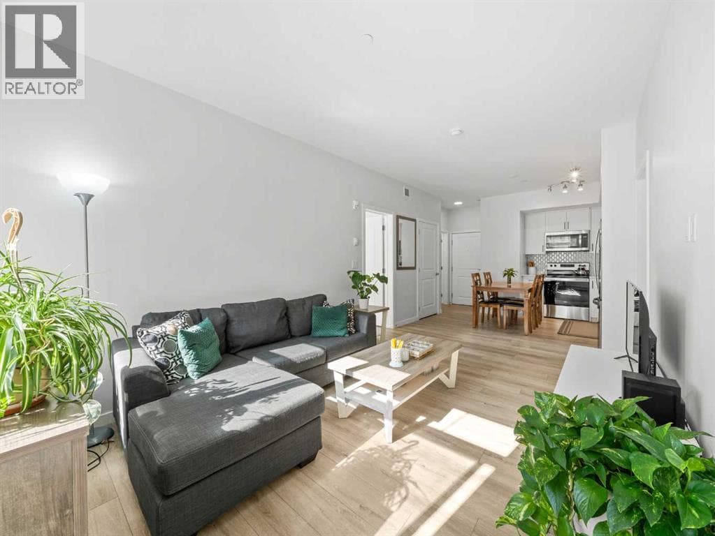 3111, 3727 Sage Hill