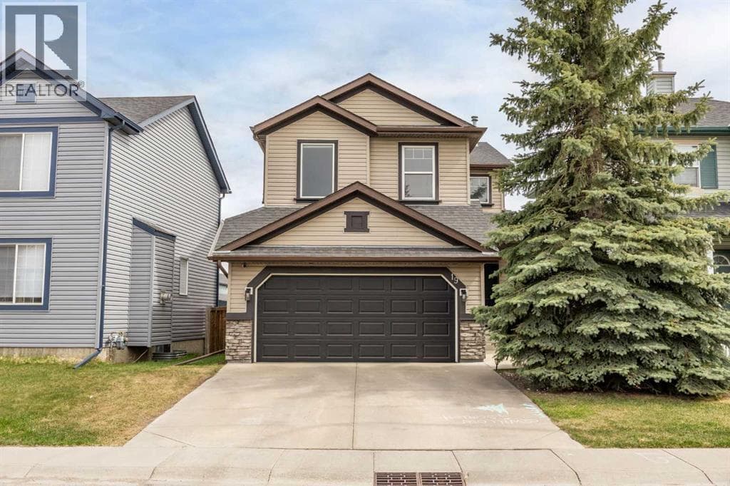 19 Covemeadow Crescent NE