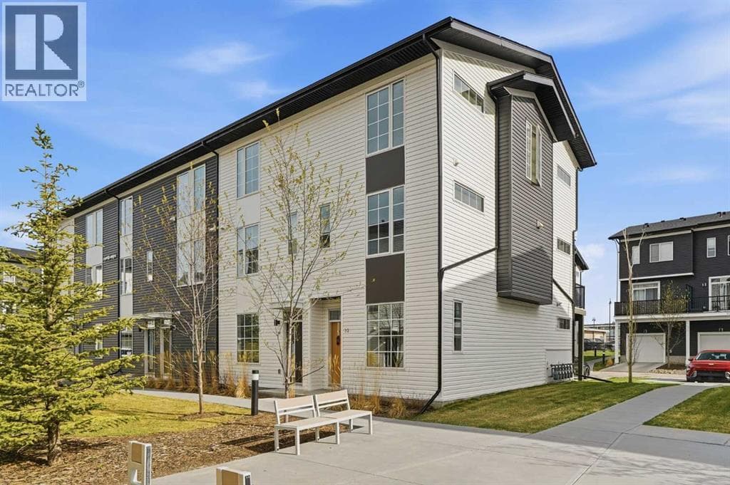 32 Walgrove Common SE
