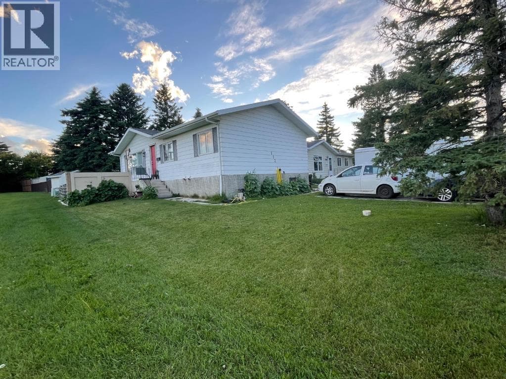112 Huntstrom Drive NE