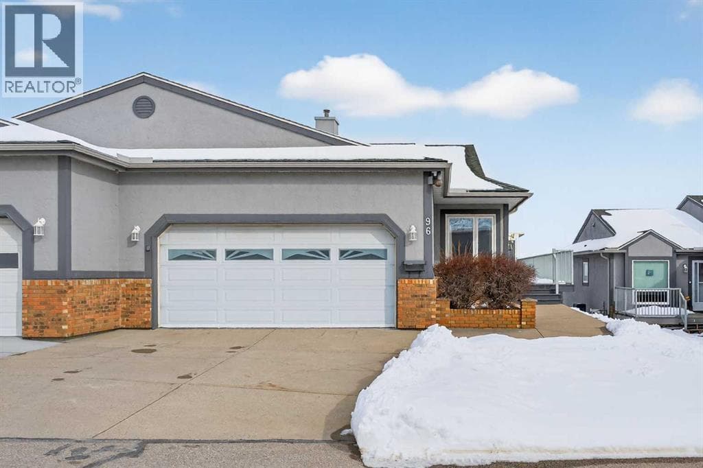 96 Norquay Heights NW