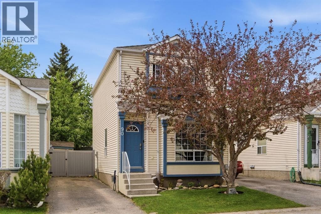90 Coventry Lane NE