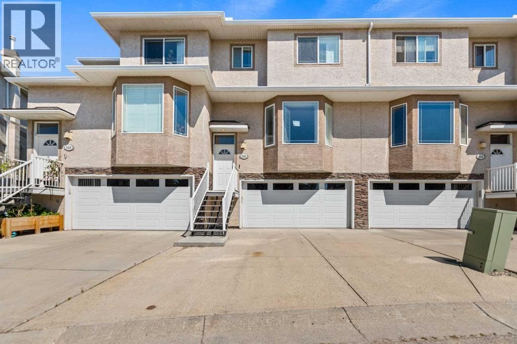 116 Country Hills Gardens NW