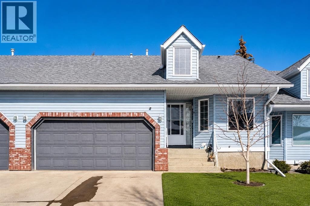 216 Valley Ridge Heights NW