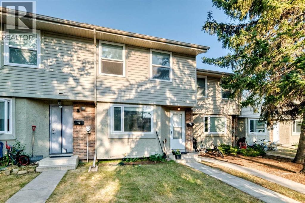 13, 123 Queensland Drive SE