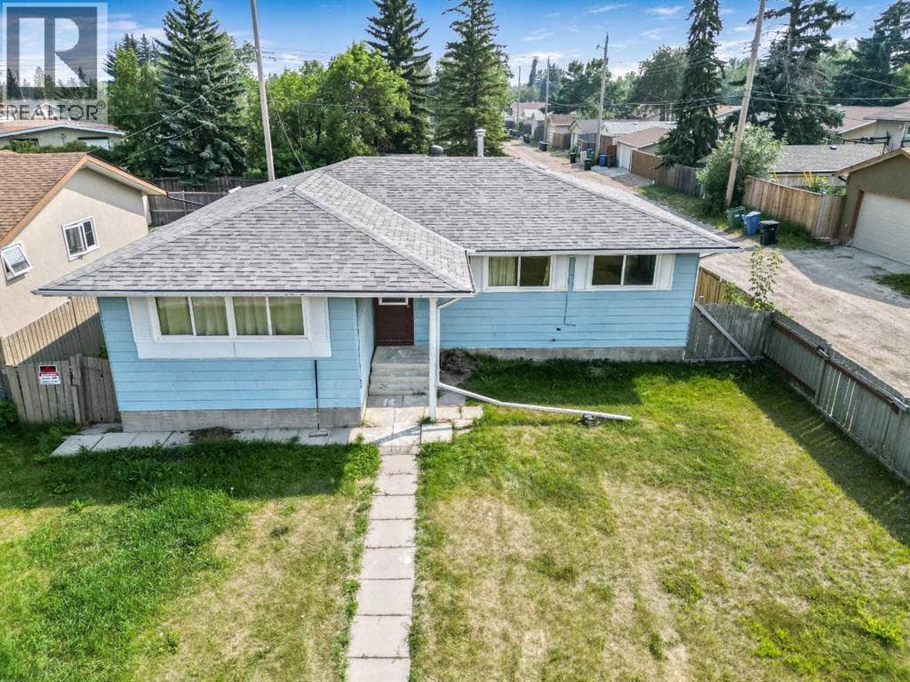211 Forest Way SE