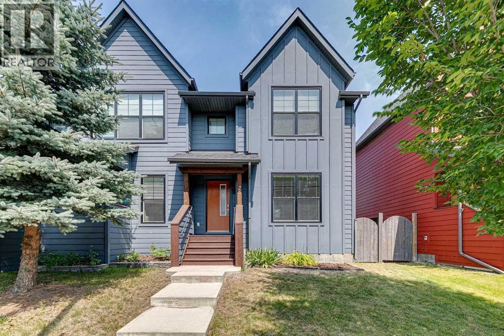 28 Walden Drive SE