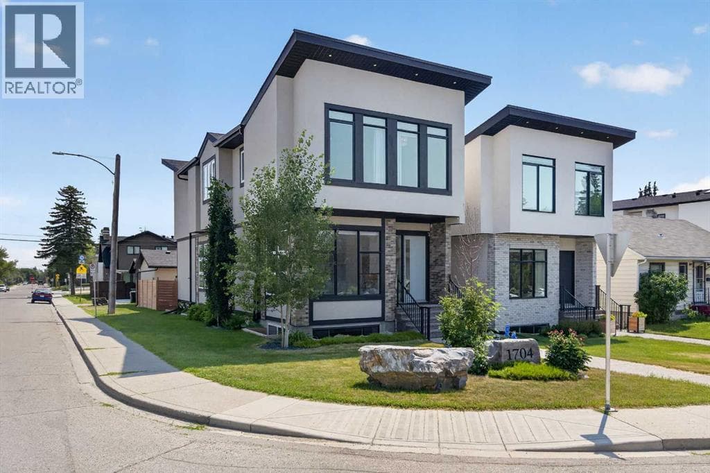 1704 26A Street SW