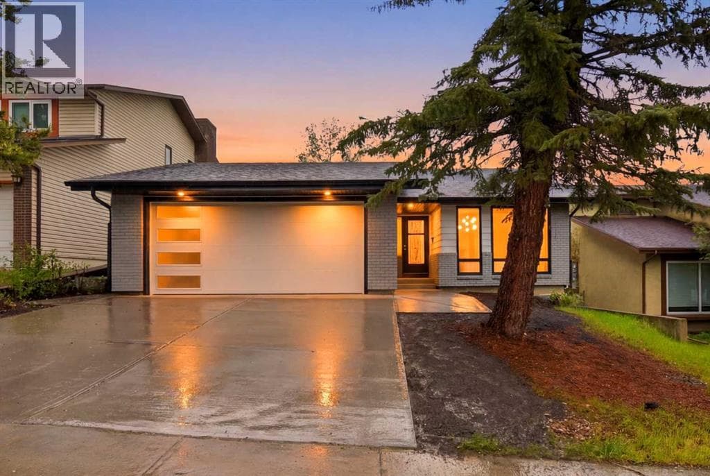 300 Edgehill Drive NW