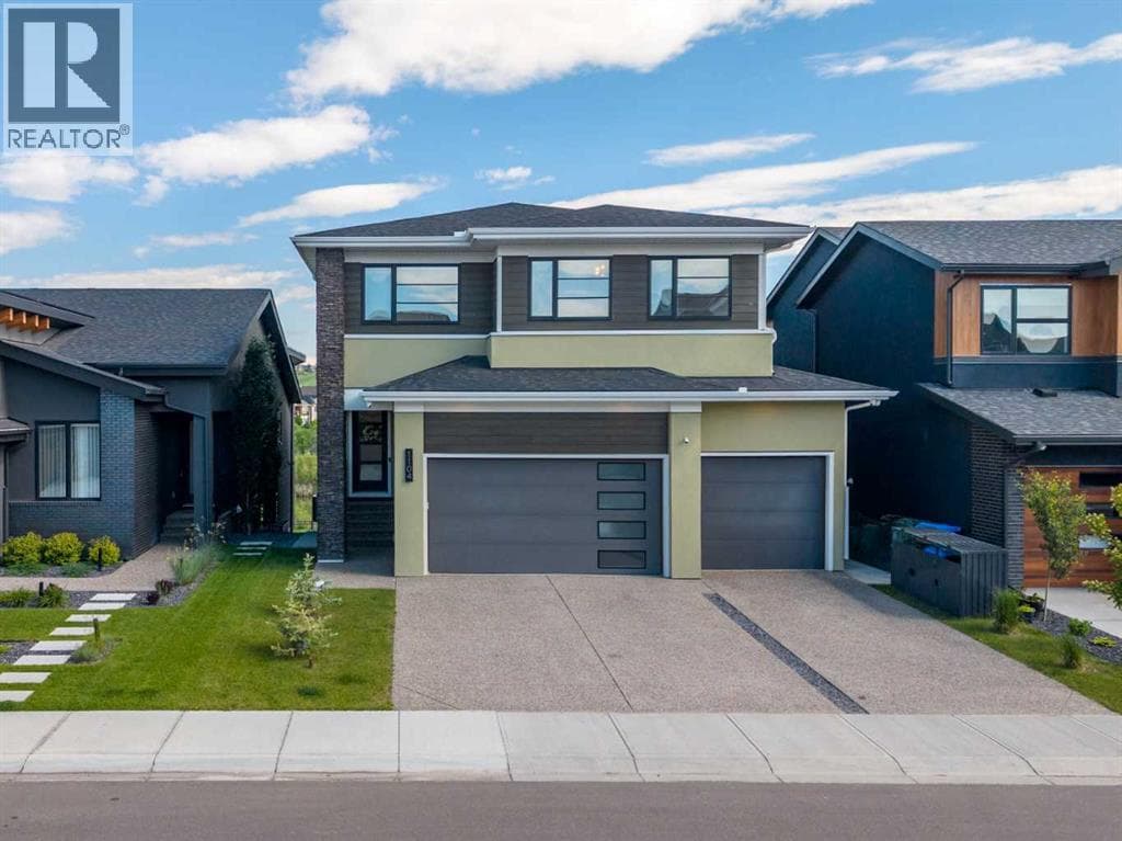 1104 Cranbrook Gardens SE
